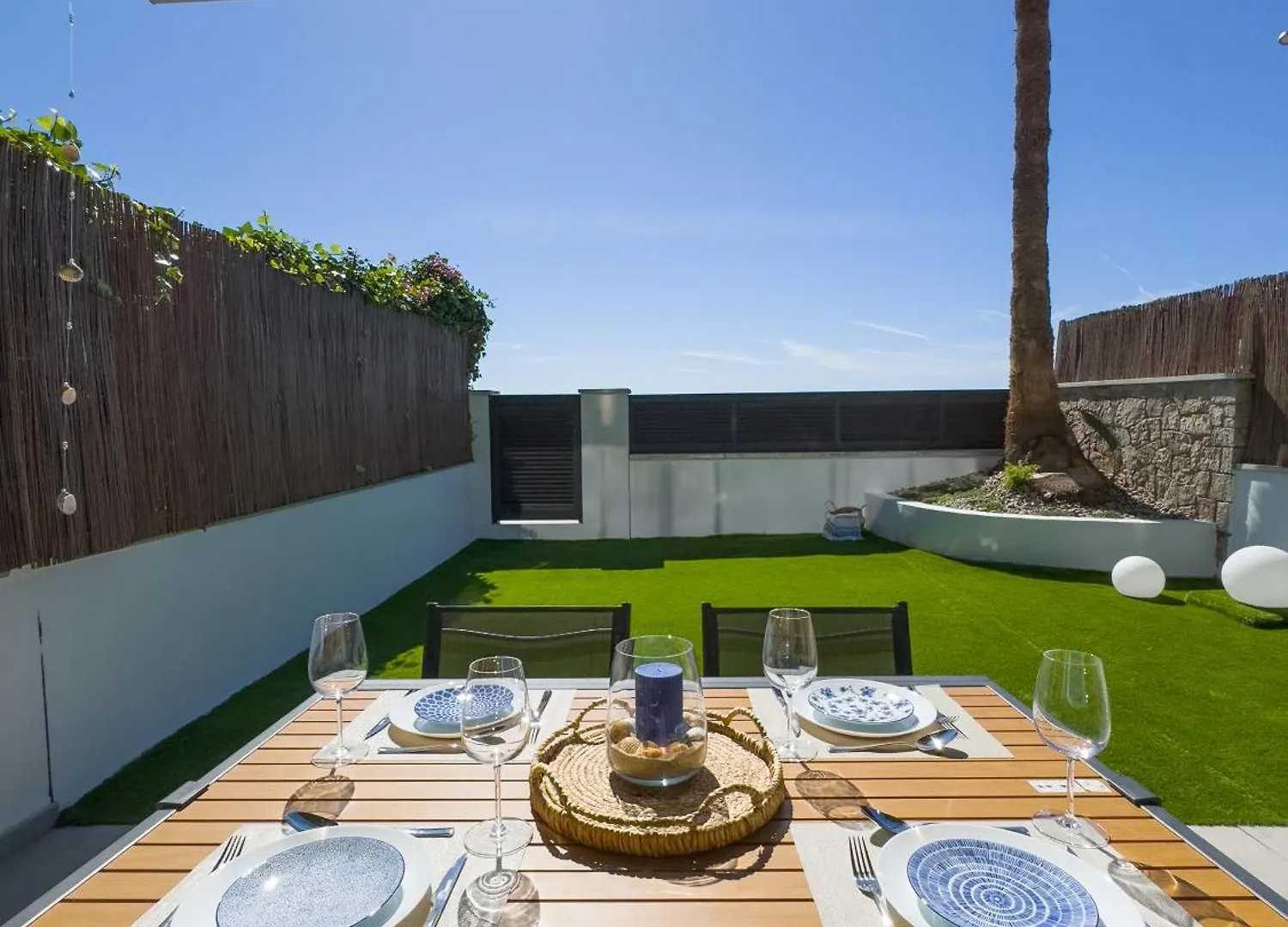 Apartamento En La Playa contacts